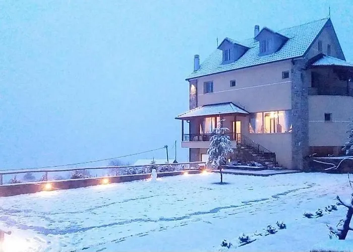 Hotel Sofra E Shpatit Gjinar