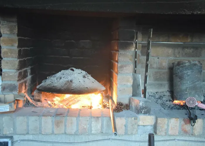 Sofra E Shpatit Hotel 4*