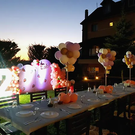 Sofra E Shpatit Hotel Gjinar